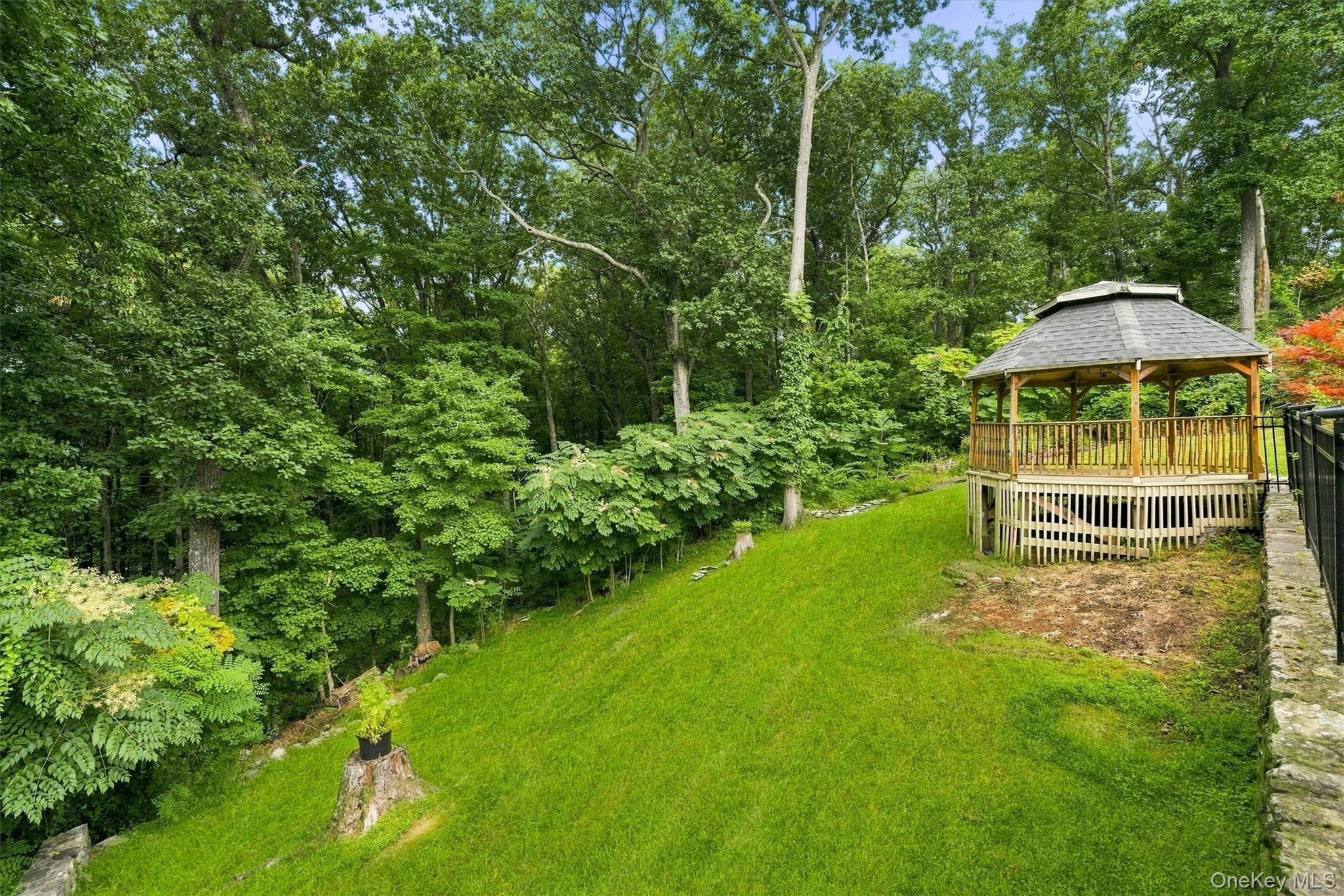 26 Scofield Court Property Photo 33