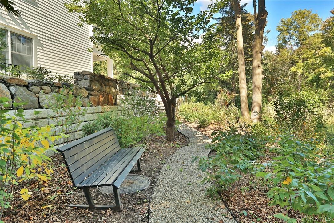 470 Main Street 13 Property Photo 18
