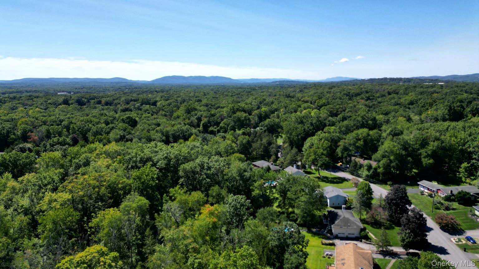 24 Deer Run Road Property Photo 14