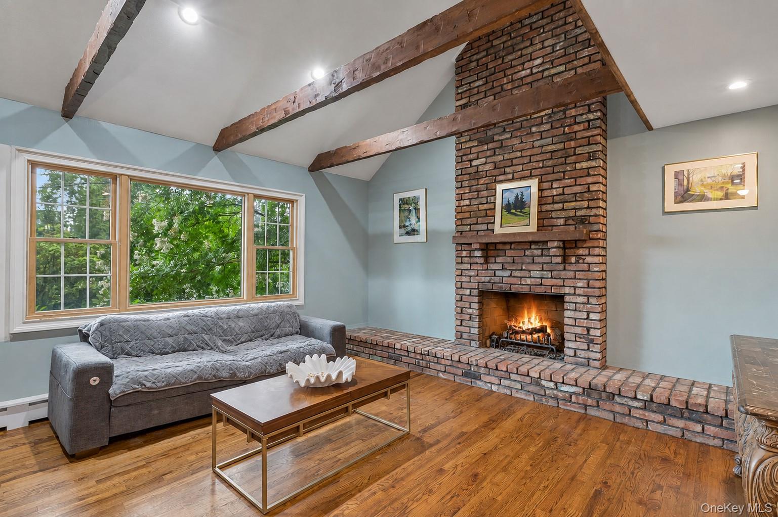4 Beach Avenue Property Photo 3
