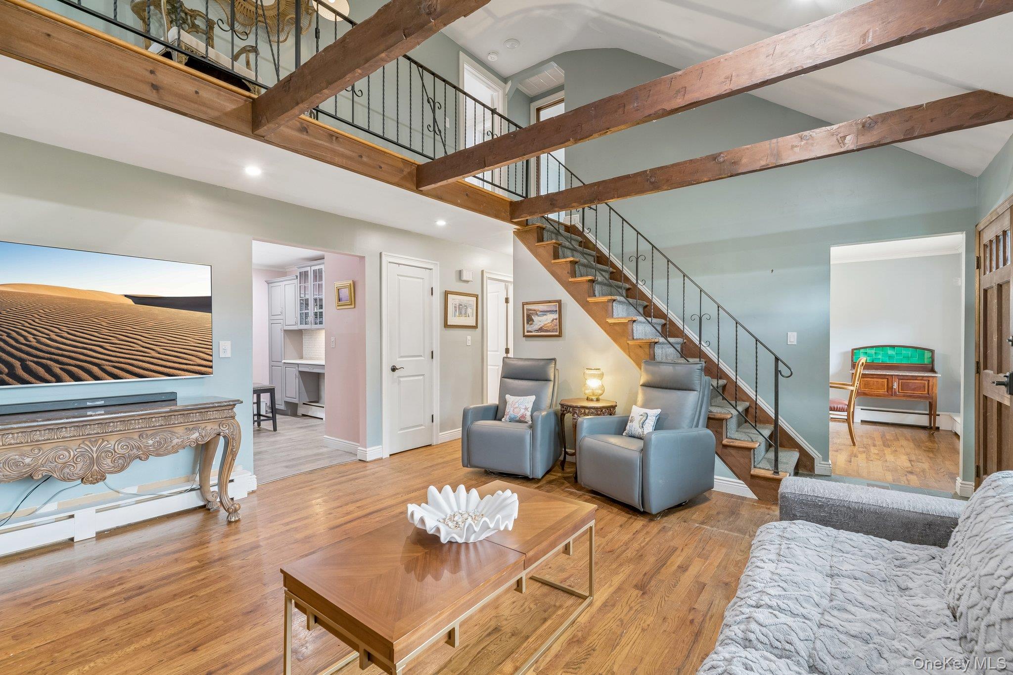 4 Beach Avenue Property Photo 6