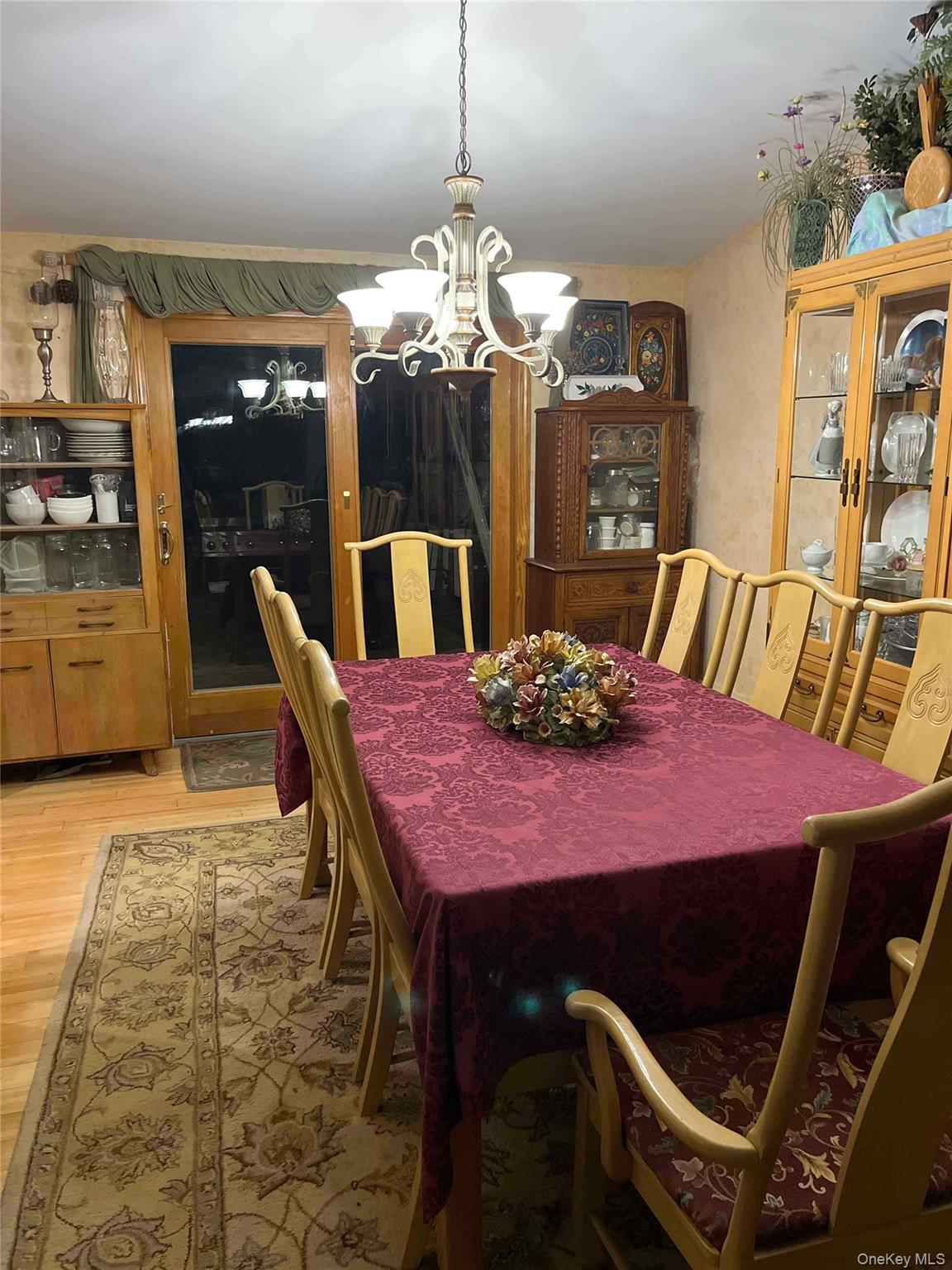 92 Linden Avenue Property Photo 3