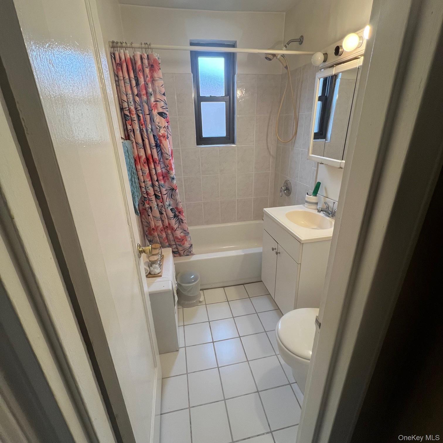 204 Richbell Road B4 Property Photo 15