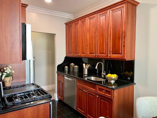 140 Broadway 1a Property Photo 2