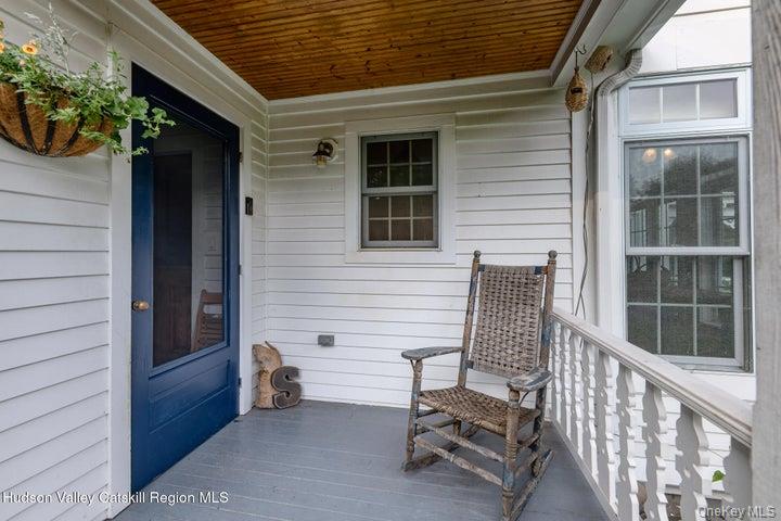 583 Swartekill Road Property Photo 4