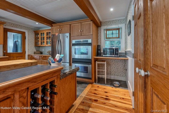583 Swartekill Road Property Photo 16