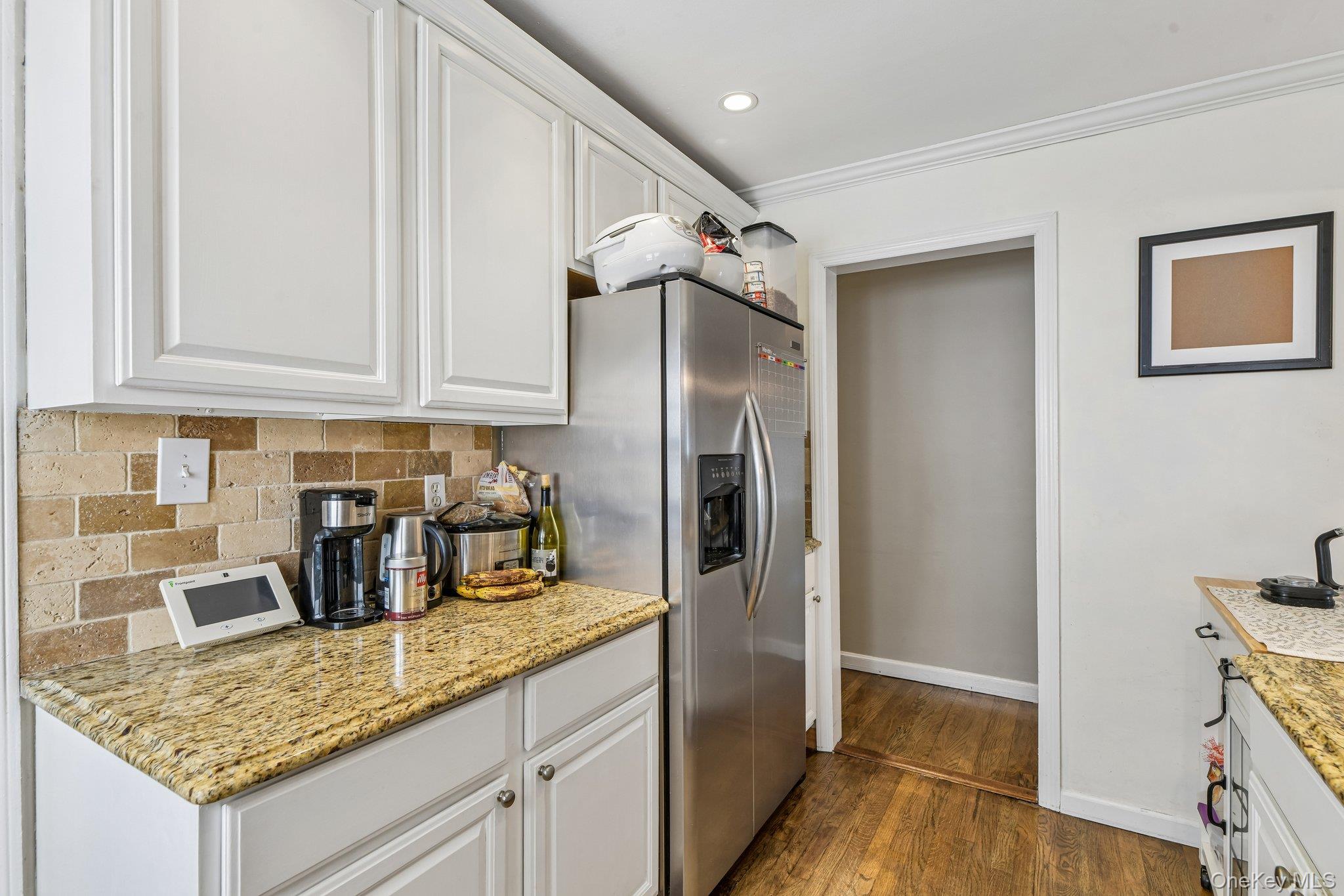 666 Lakeview Avenue Property Photo 11
