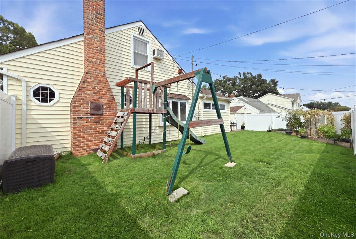626 Central Avenue Property Photo 29