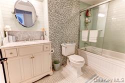 170 W Broadway 6g Property Photo 4