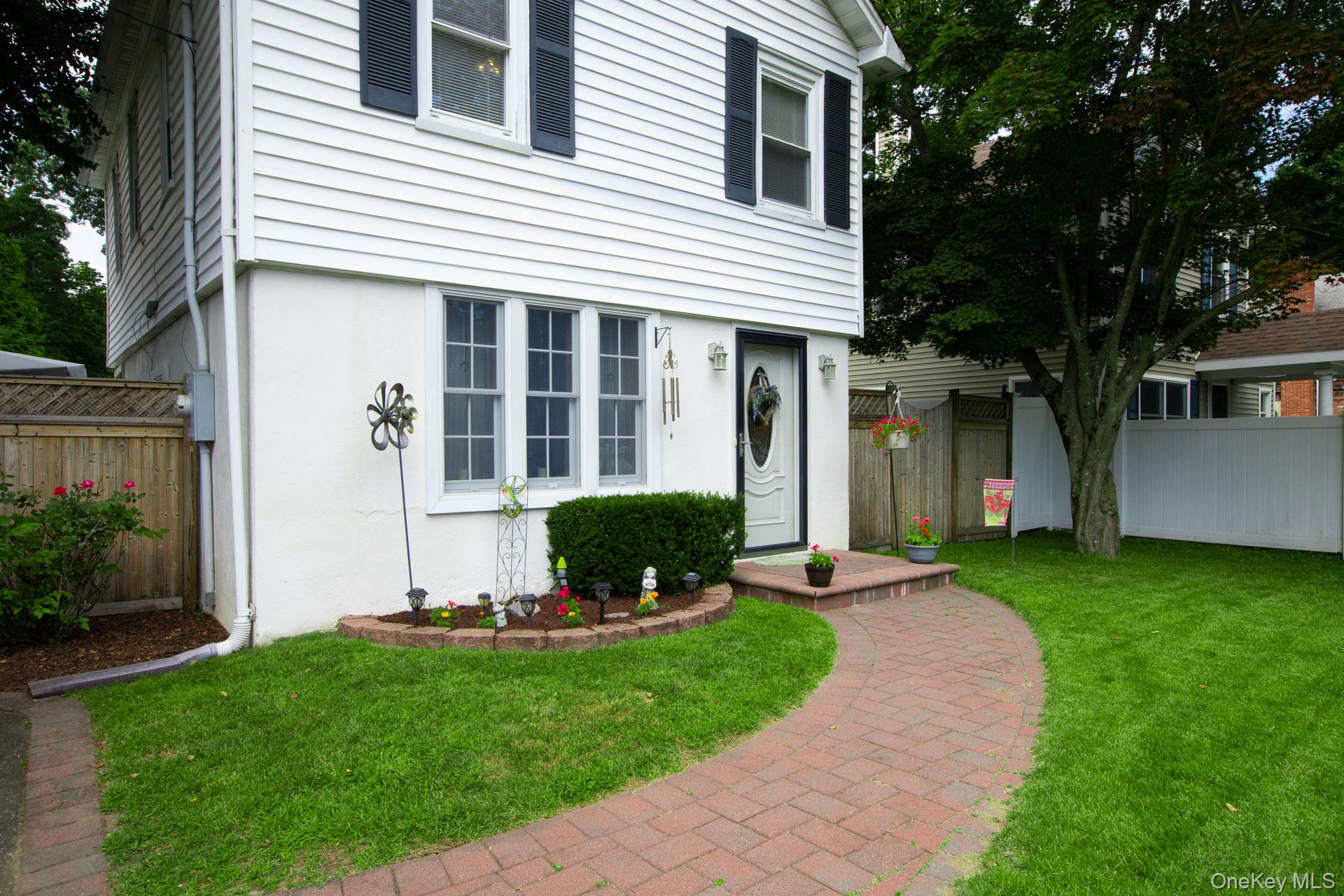 314 6th Avenue Property Photo 5