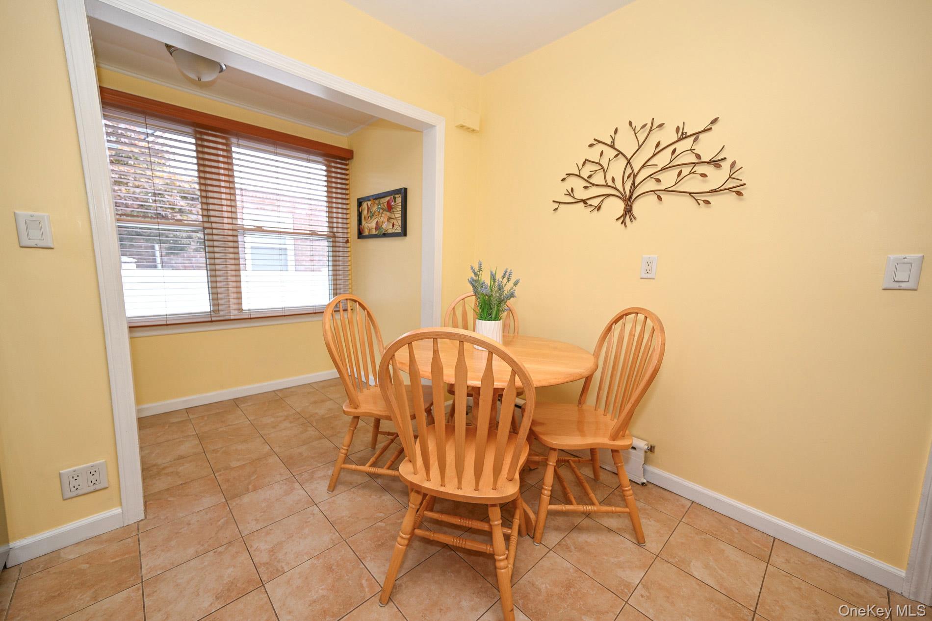 1073 Hancock Avenue Property Photo 13