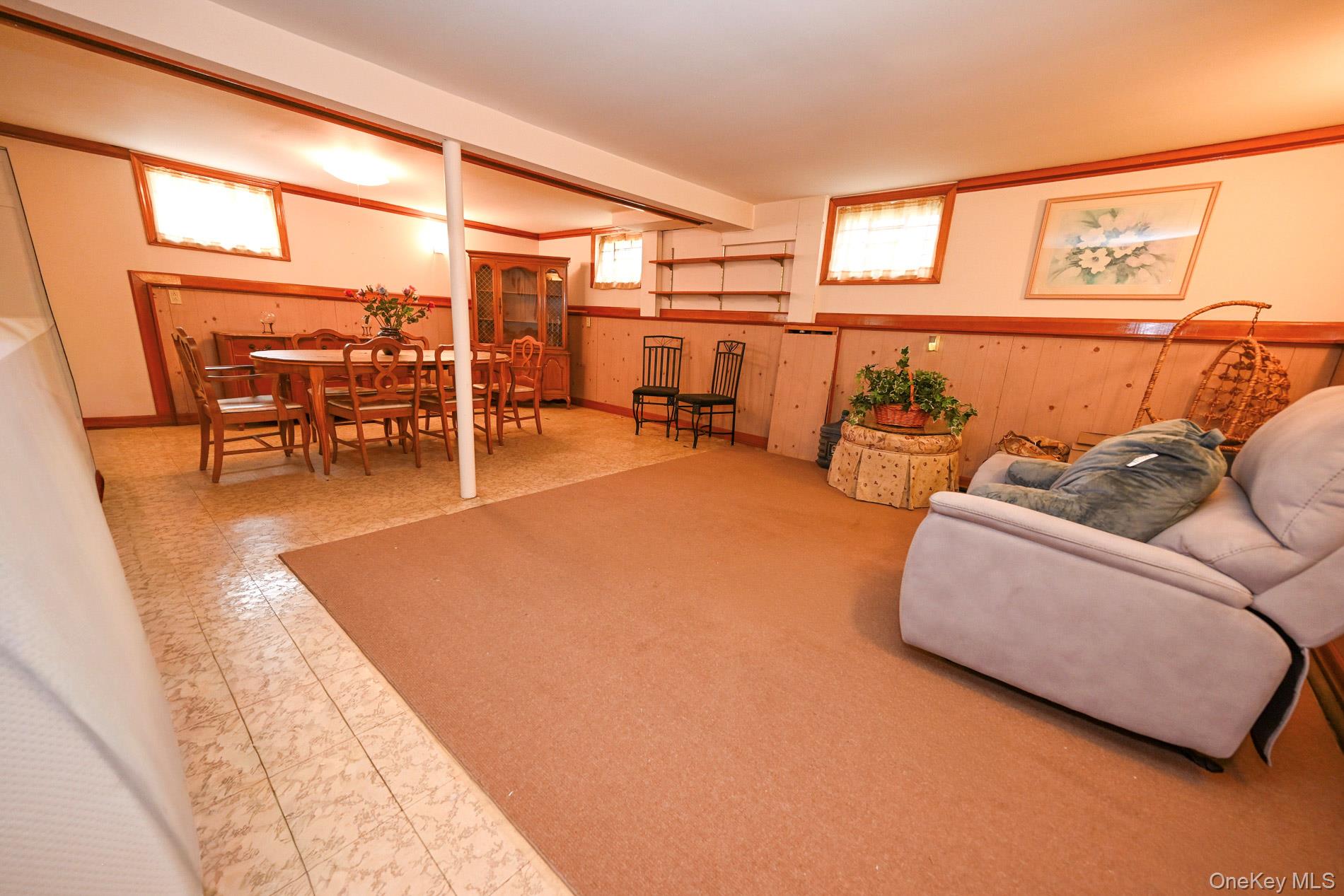 1073 Hancock Avenue Property Photo 15