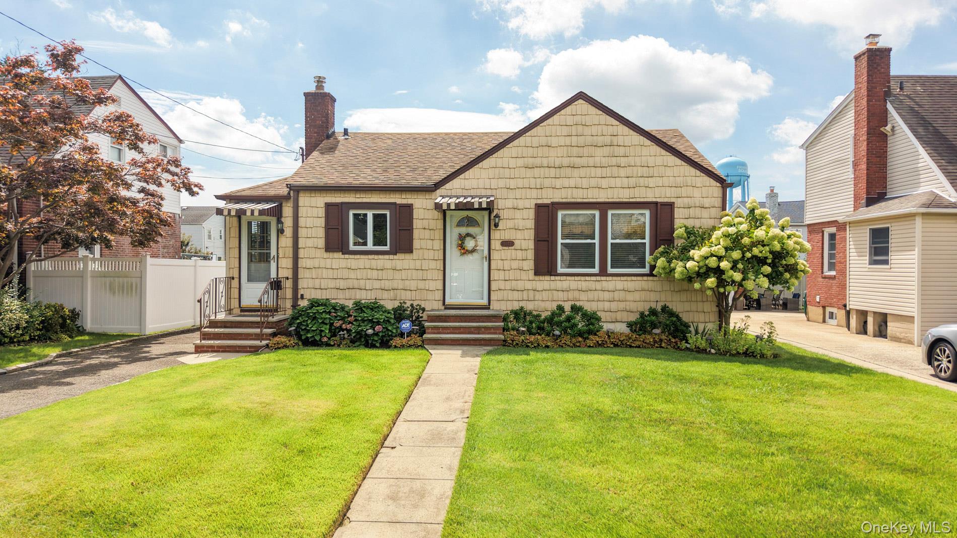1073 Hancock Avenue Property Photo 26