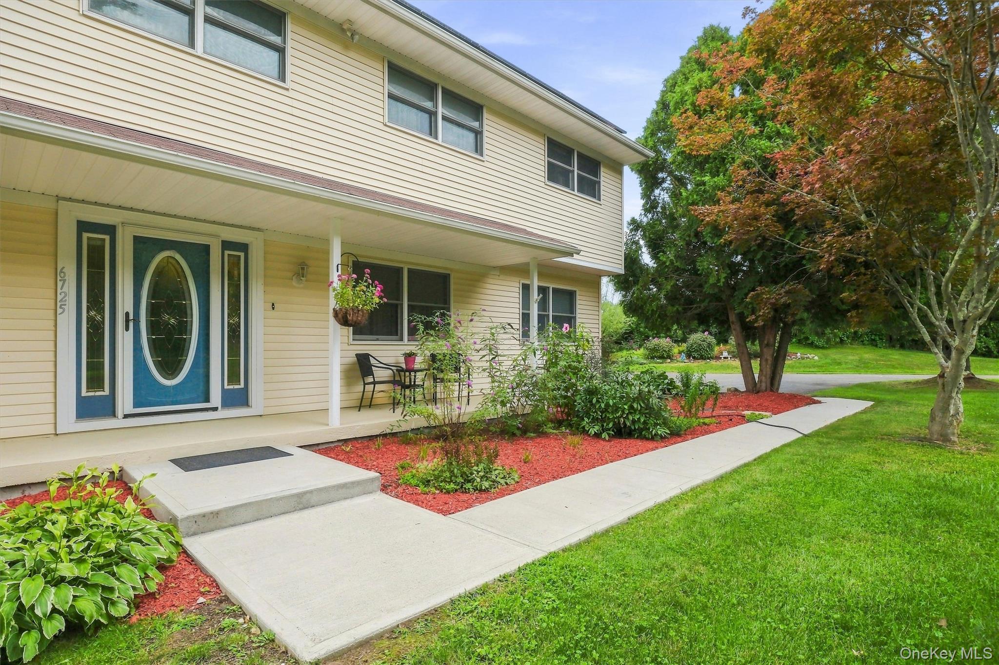 6725 - 6727 Route 82 6725 Property Photo 8