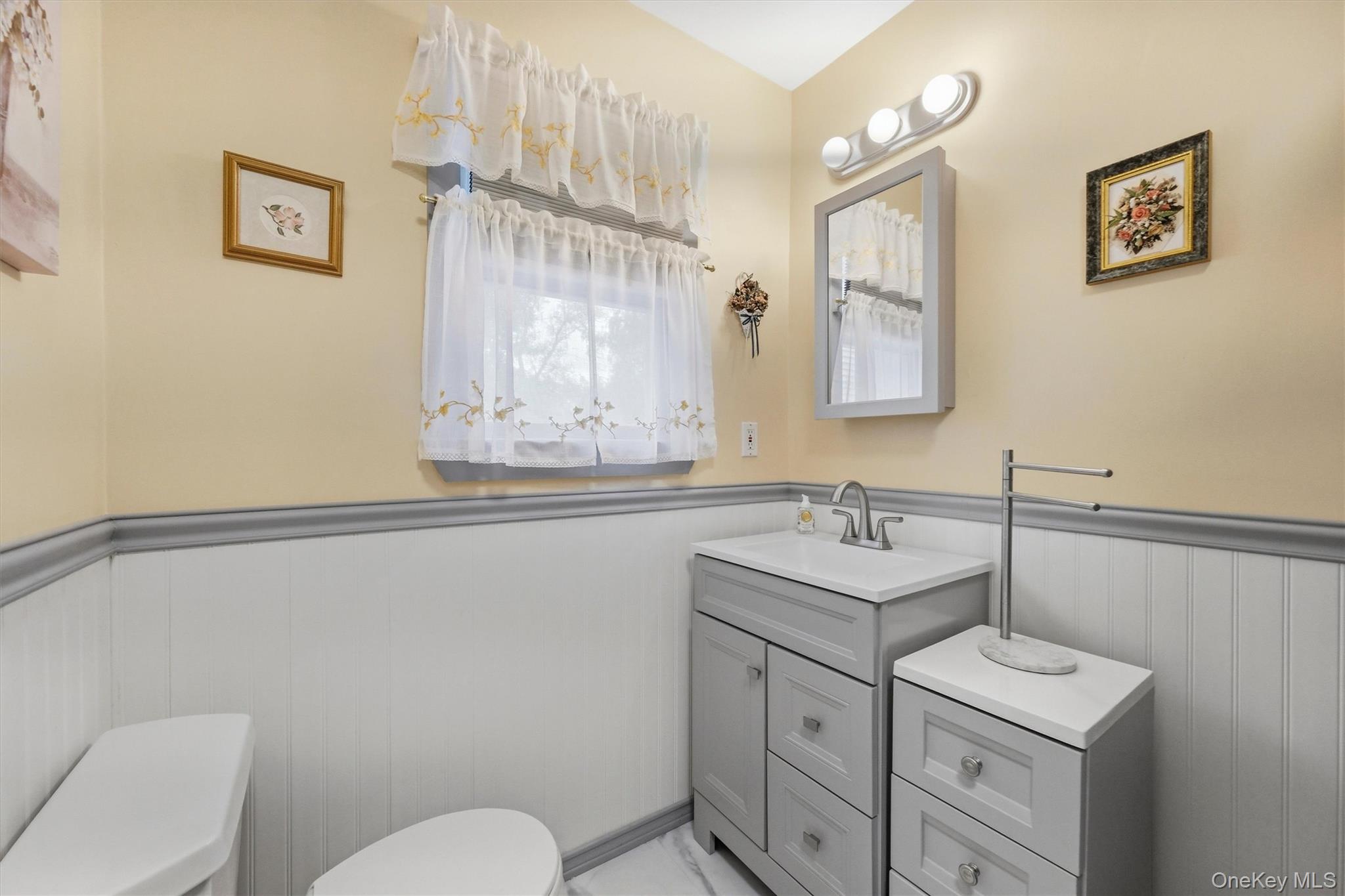 6725 - 6727 Route 82 6725 Property Photo 17