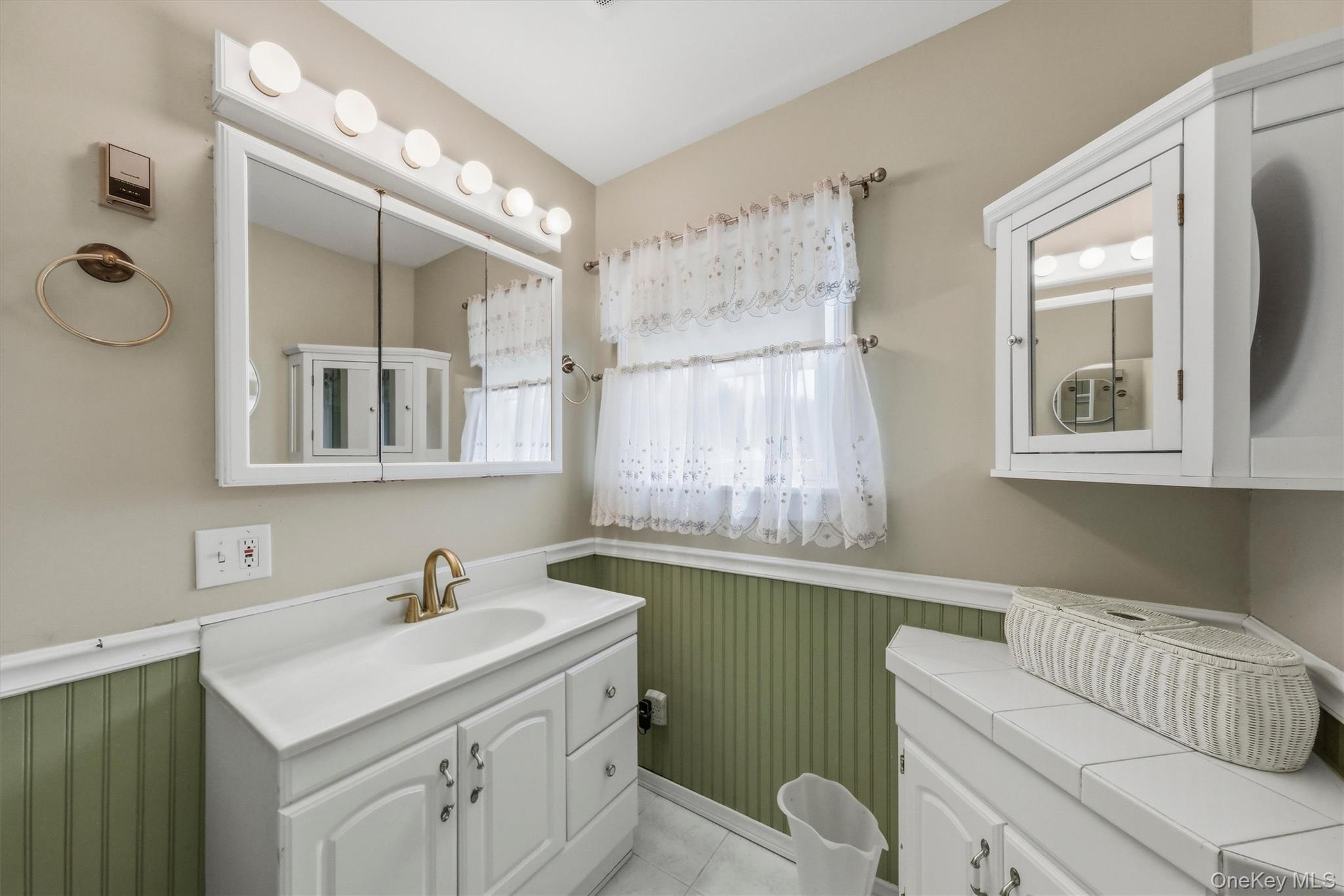 6725 - 6727 Route 82 6725 Property Photo 28