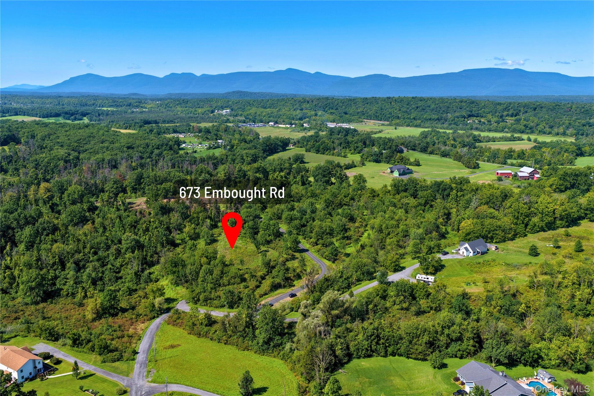 673 Embought Road Property Photo 3