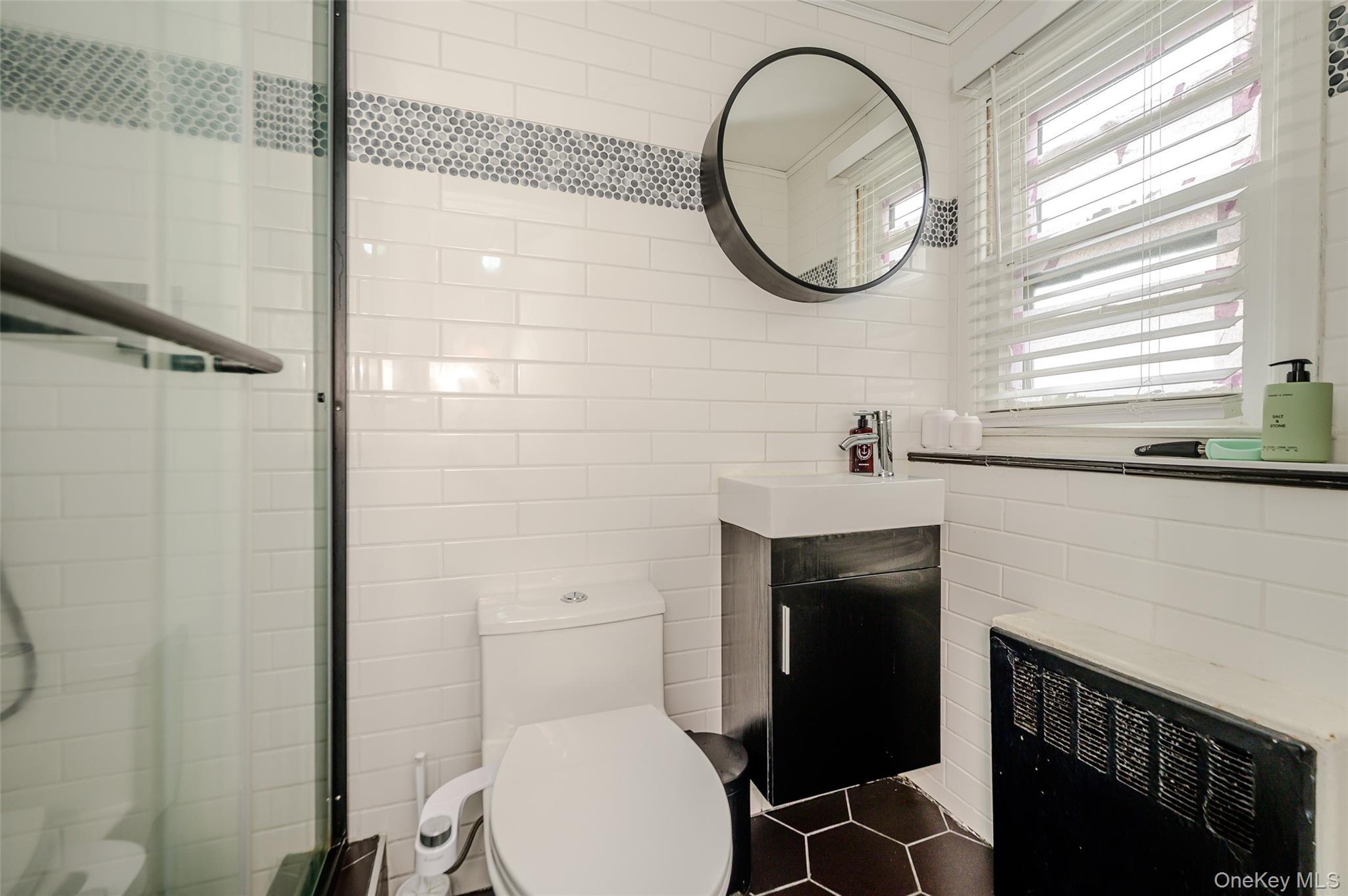 3381 Oceanside Road Property Photo 11