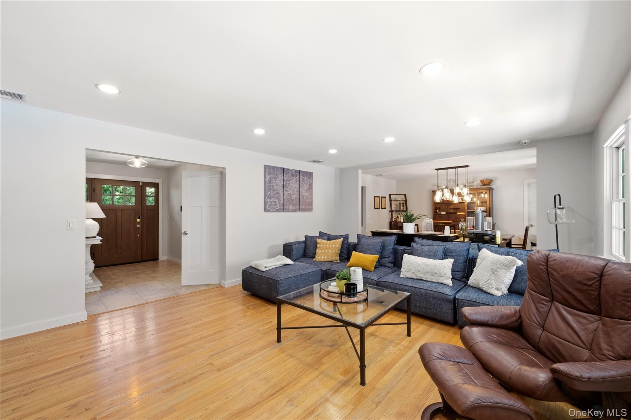30 Cove Road Property Photo 7