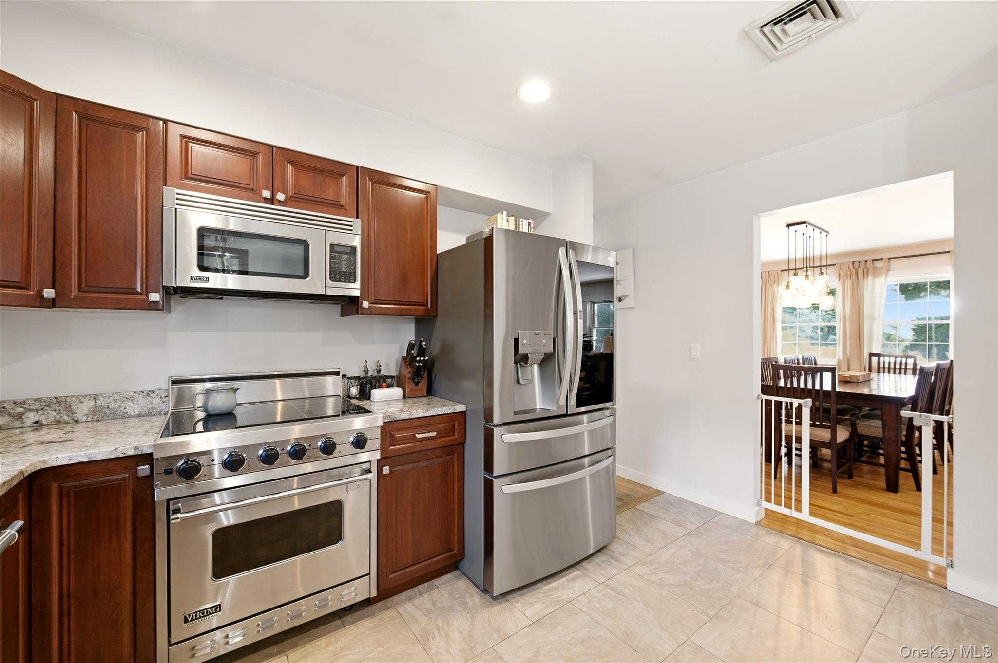 30 Cove Road Property Photo 16
