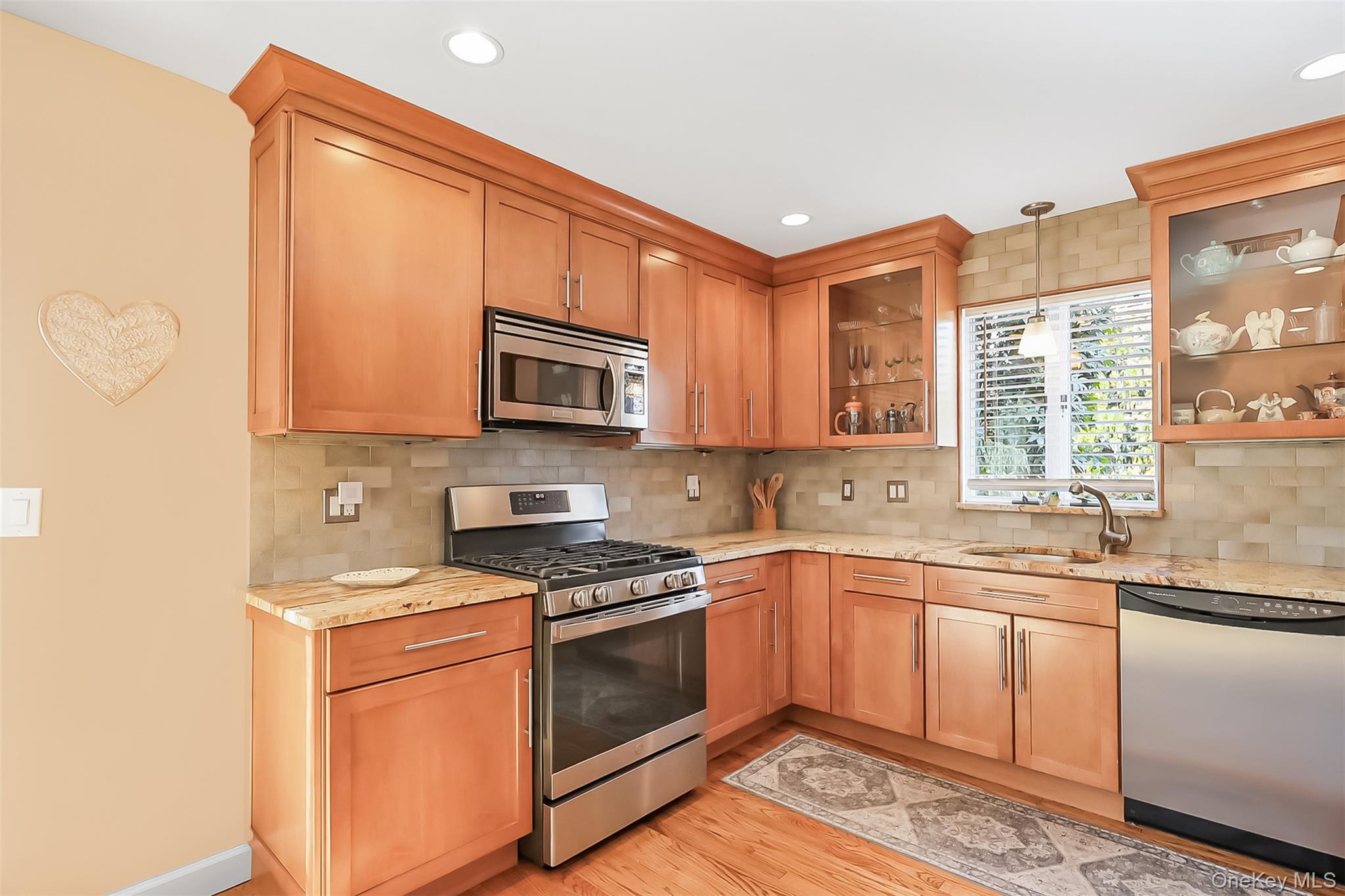 65 Graham Street Property Photo 12