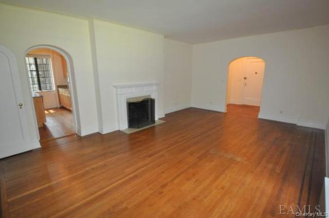 155 Garth Road 1f Property Photo 4