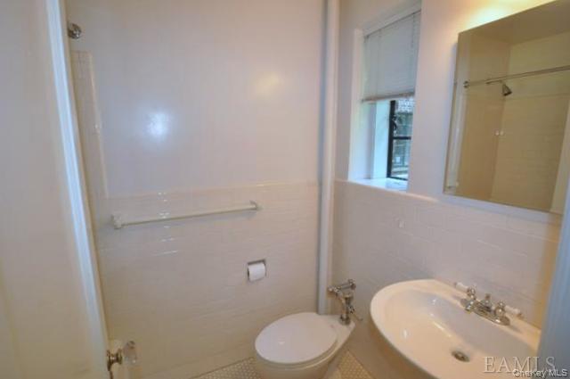 155 Garth Road 1f Property Photo 13