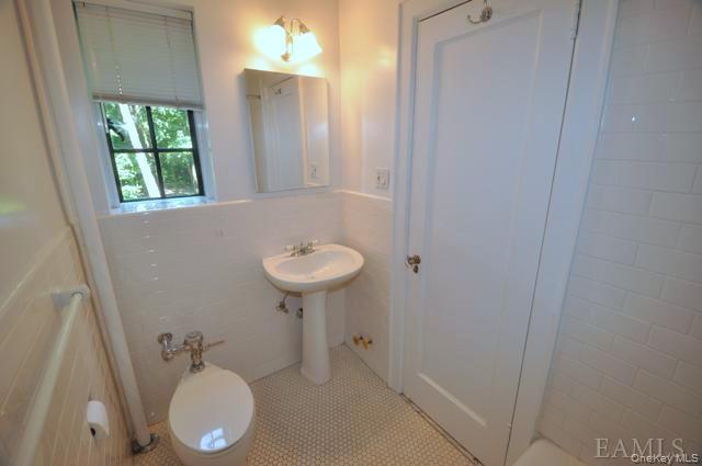 155 Garth Road 1f Property Photo 14