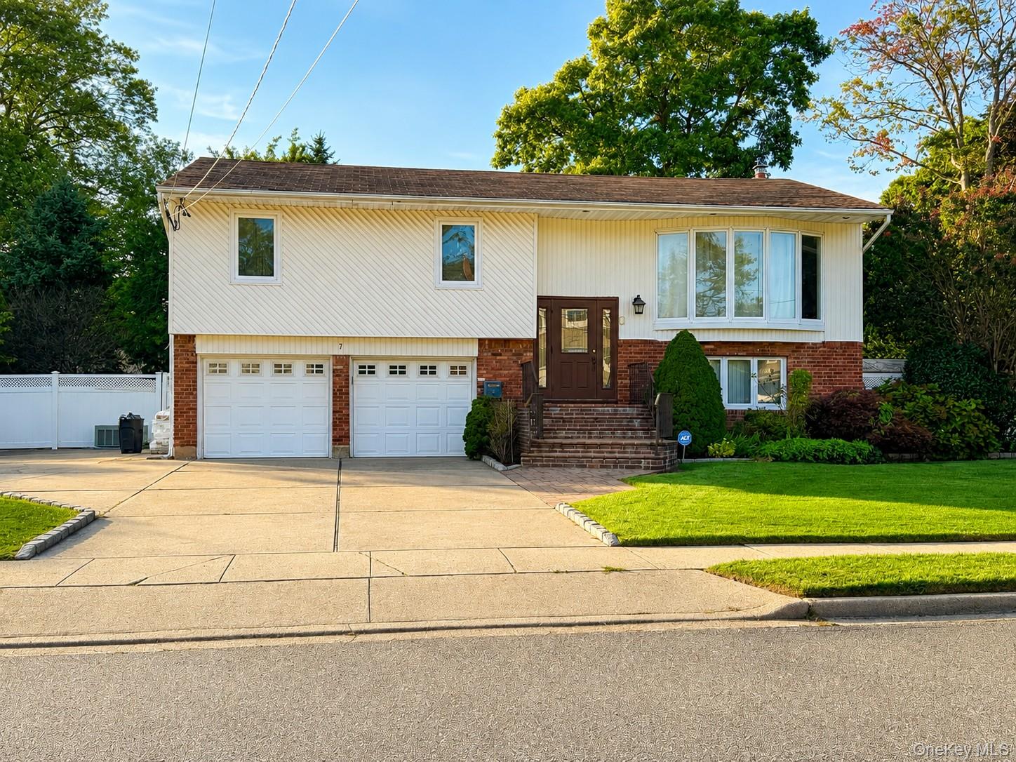 7 Pine Street Property Photo 1
