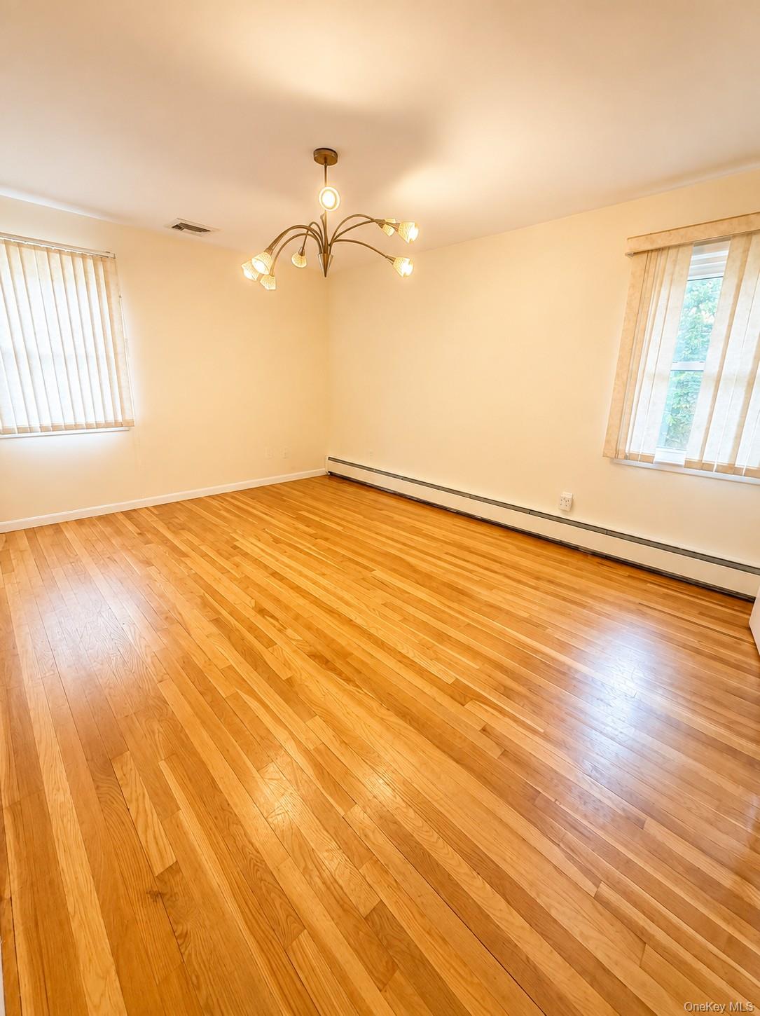 7 Pine Street Property Photo 9