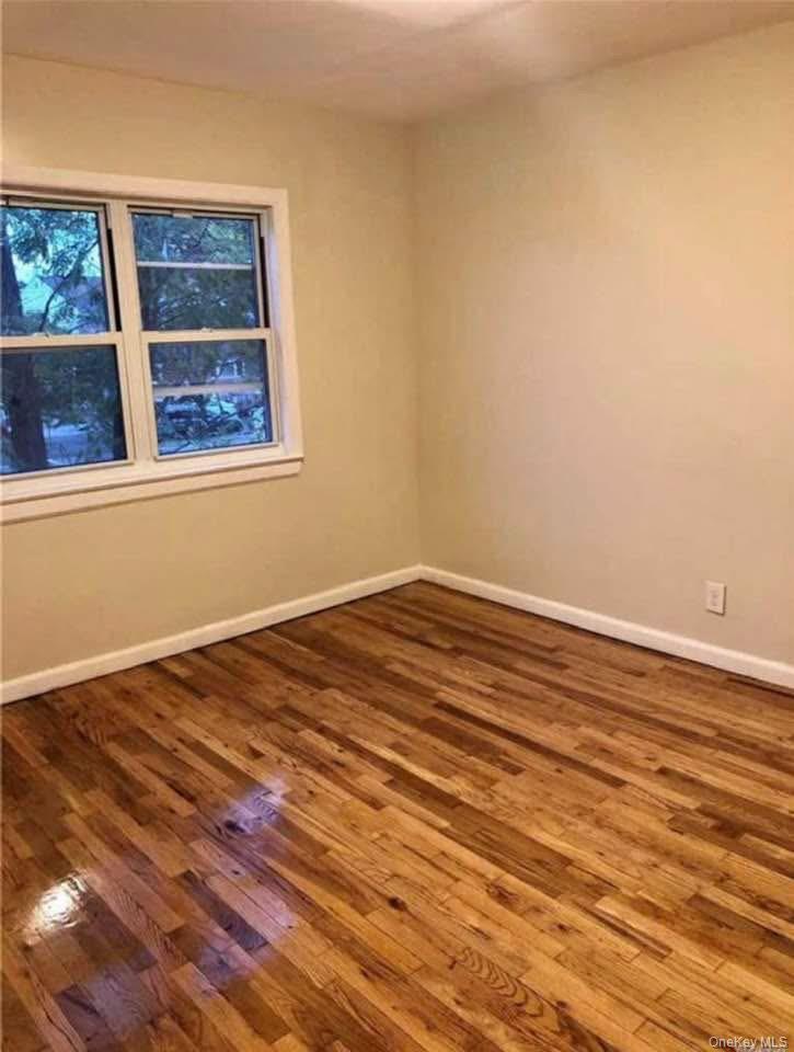 15011 Arlington Terrace Property Photo 3