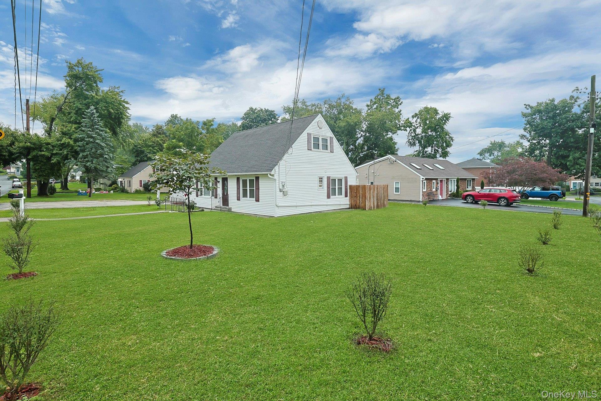 118 Grove Street Property Photo 3