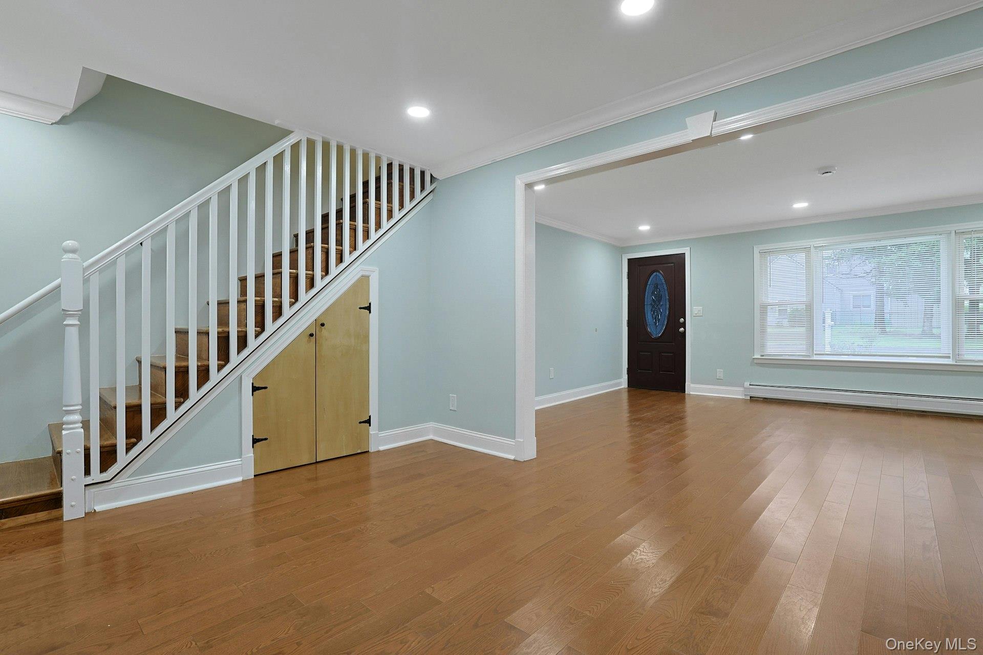 118 Grove Street Property Photo 12