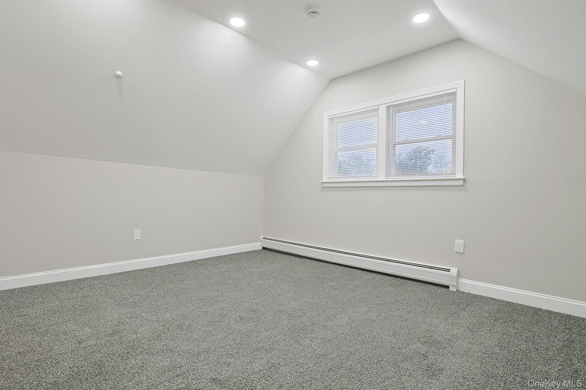 118 Grove Street Property Photo 22