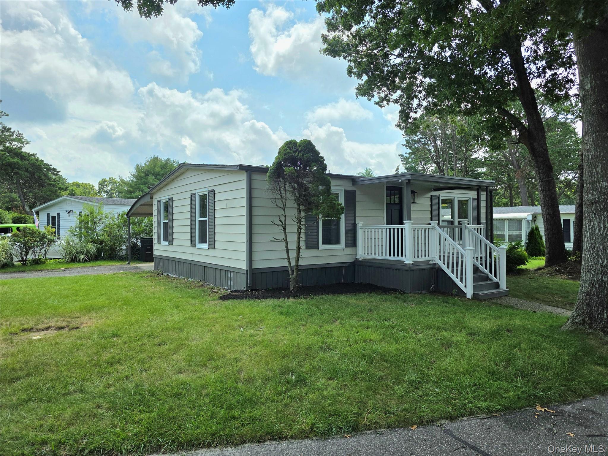 525 Riverleigh Avenue 221 Property Photo 22