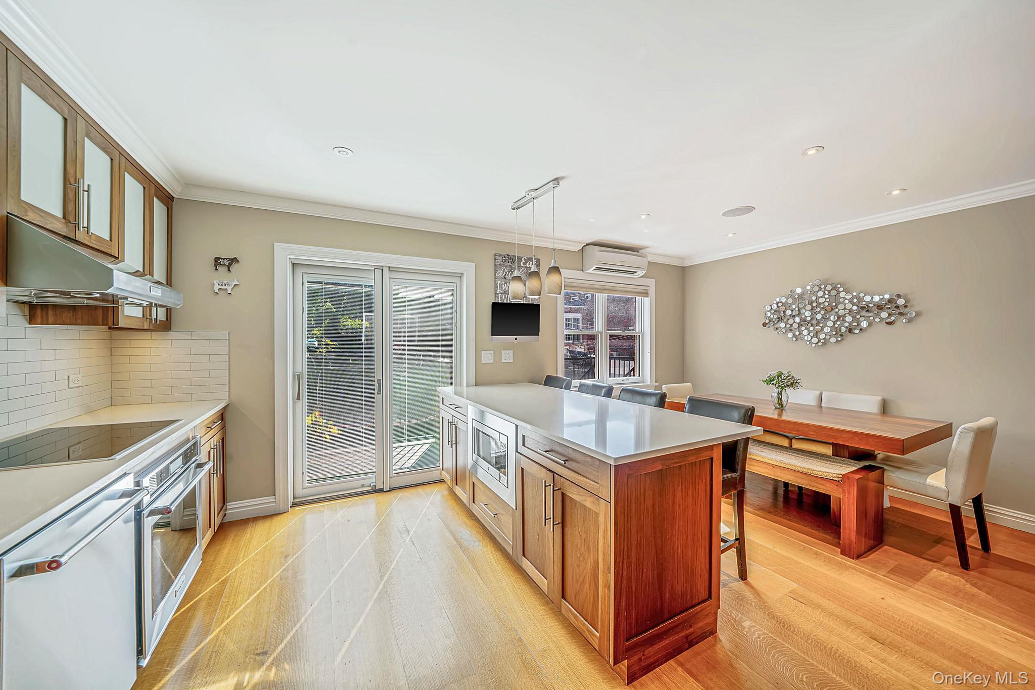 63-27 72nd Street Property Photo 11