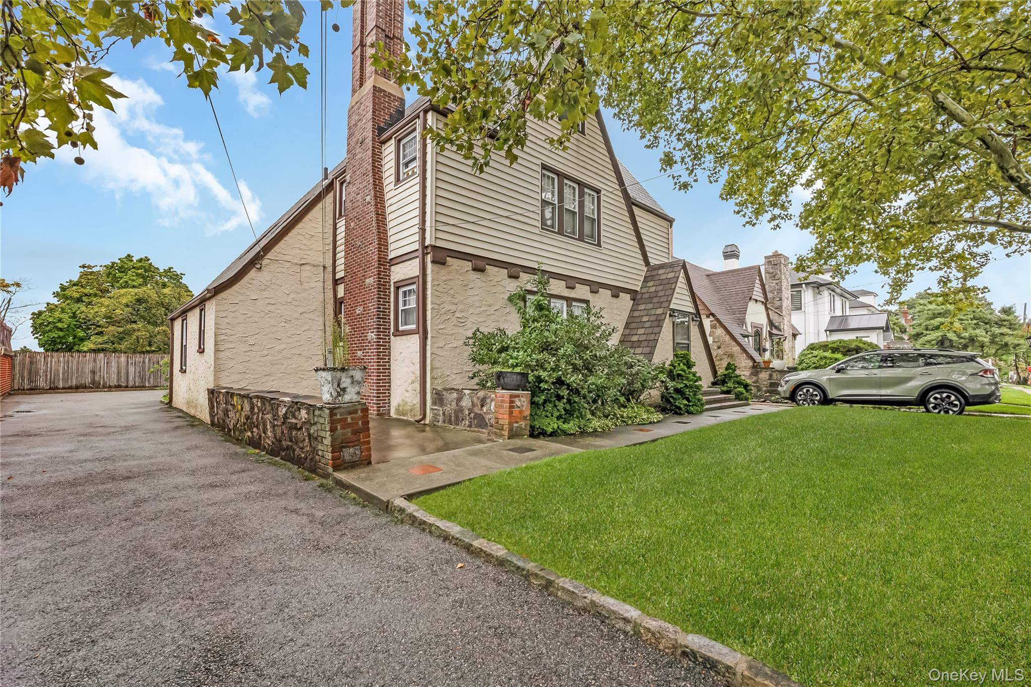 4511 220th Place Property Photo 2