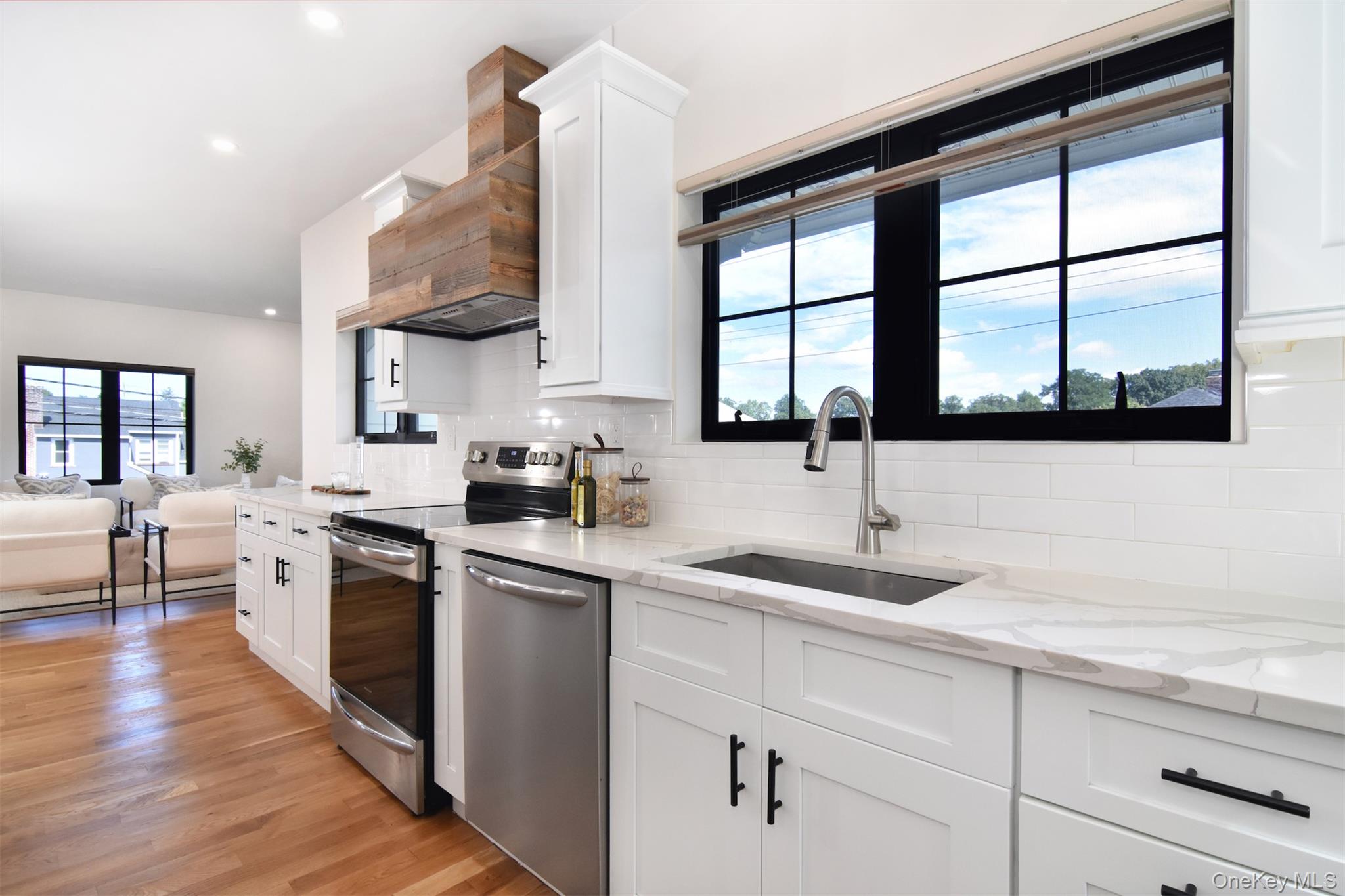 444 Sixth Avenue Property Photo 9