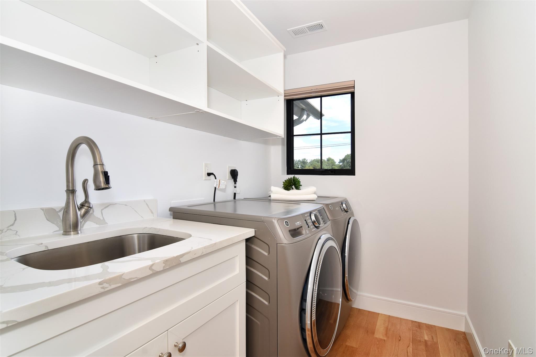 444 Sixth Avenue Property Photo 22
