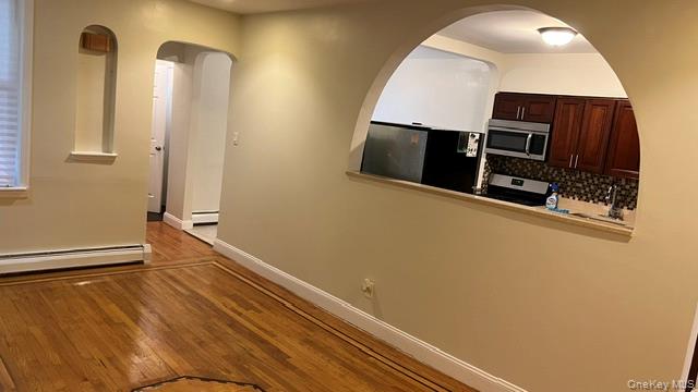 1138 E 84th Street Property Photo 3