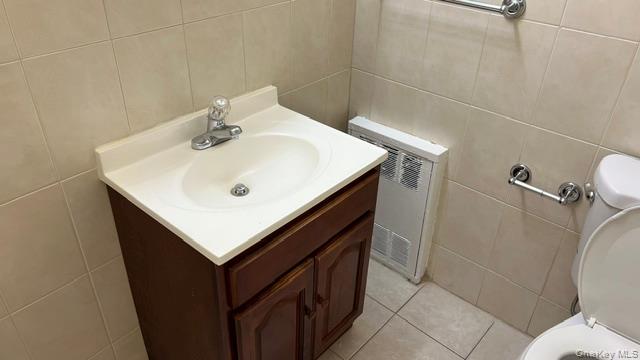 1138 E 84th Street Property Photo 6