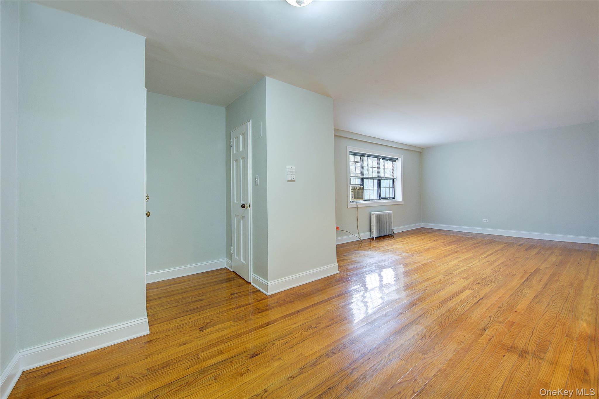 78-35 147th Street 2e Property Photo 2