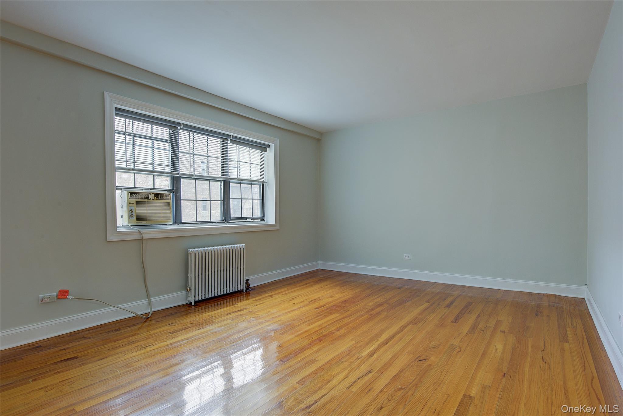 78-35 147th Street 2e Property Photo 7