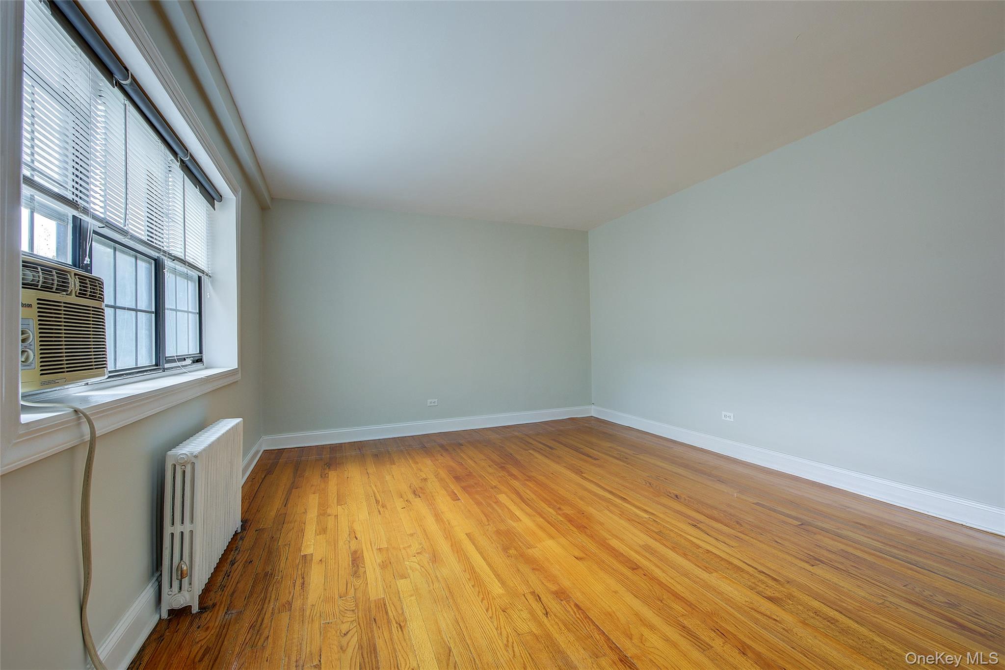78-35 147th Street 2e Property Photo 8