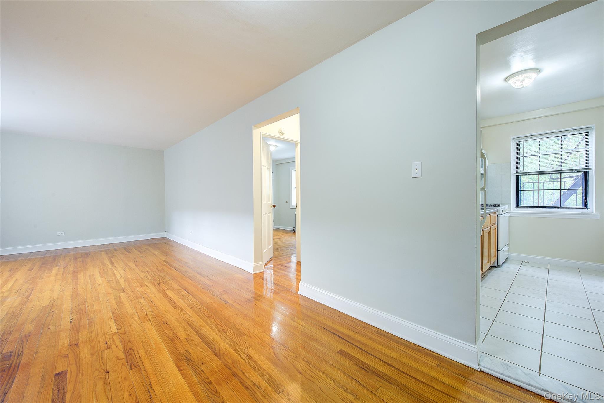 78-35 147th Street 2e Property Photo 15
