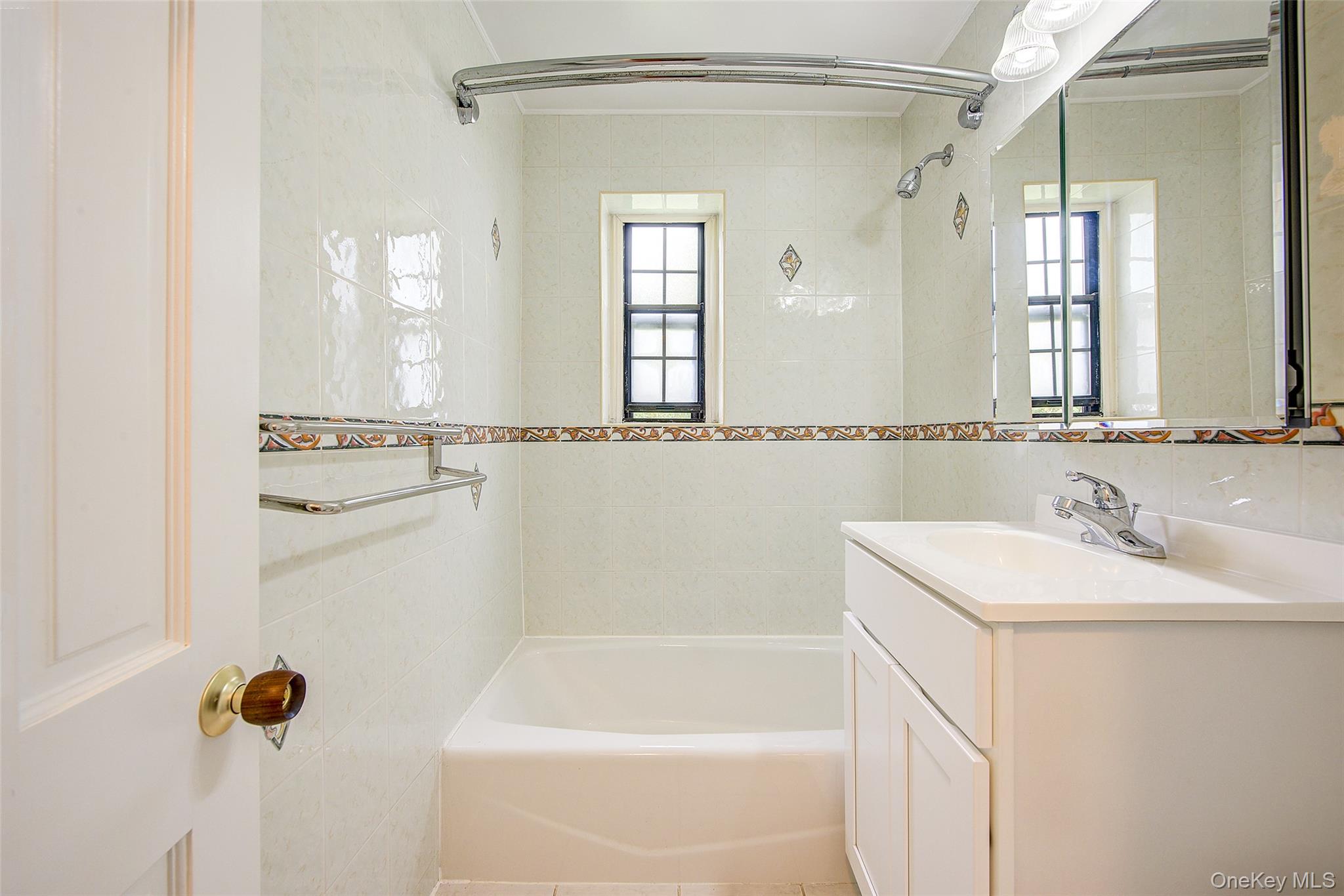 78-35 147th Street 2e Property Photo 26