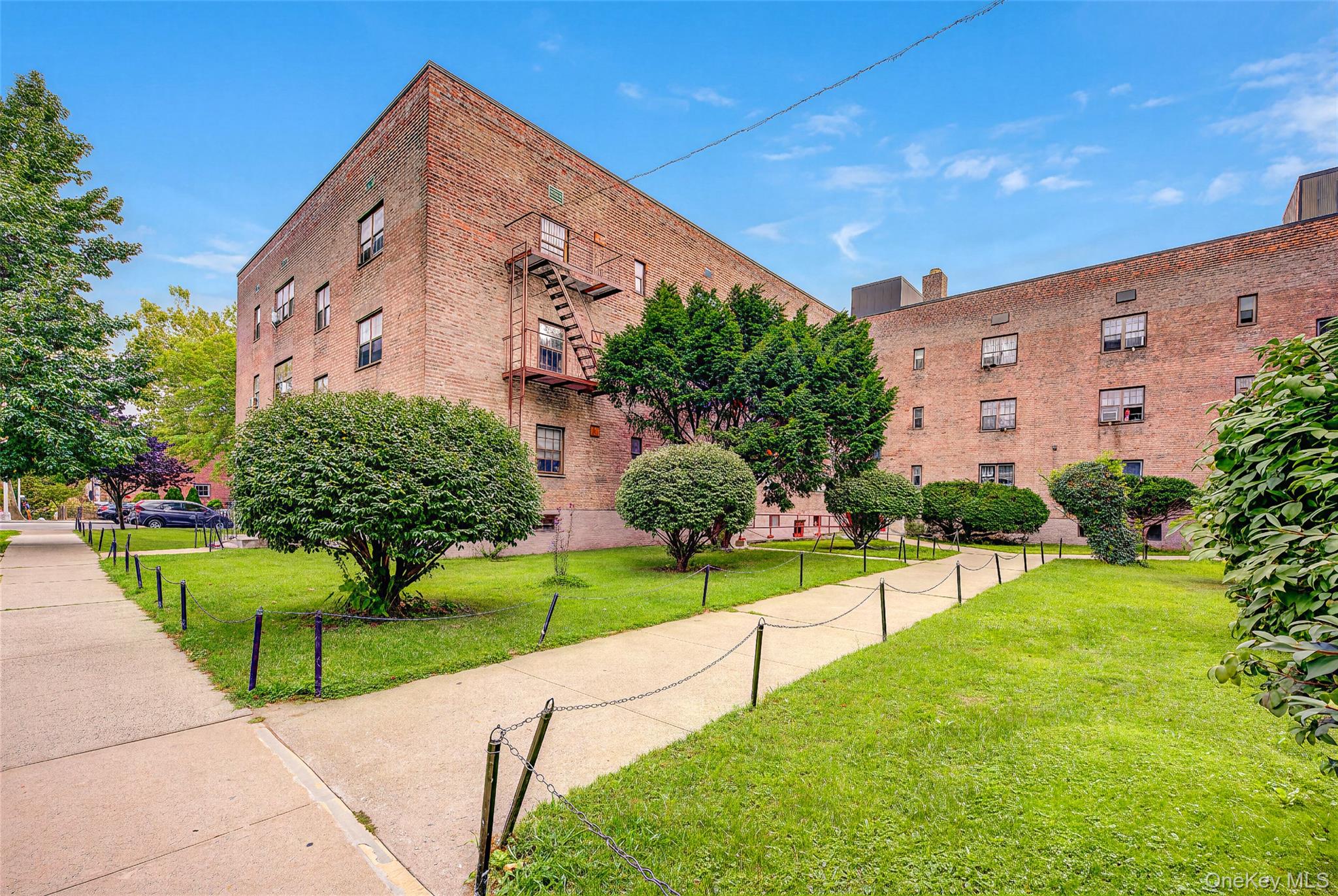 78-35 147th Street 2e Property Photo 34