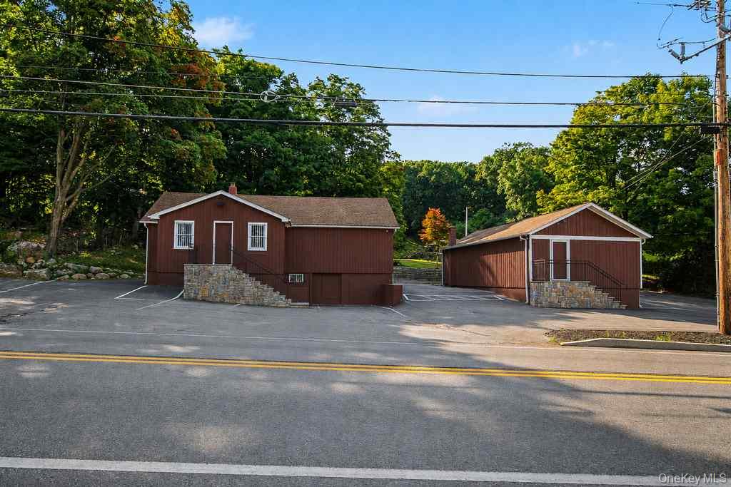 421-423 Rt-52 Property Photo 1