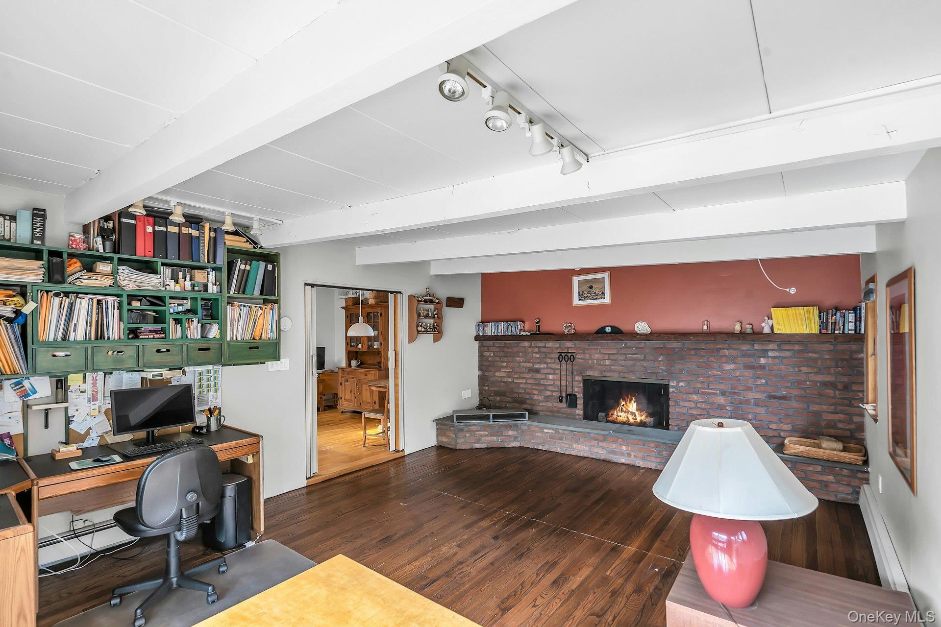 23 Redleaf Lane Property Photo 12