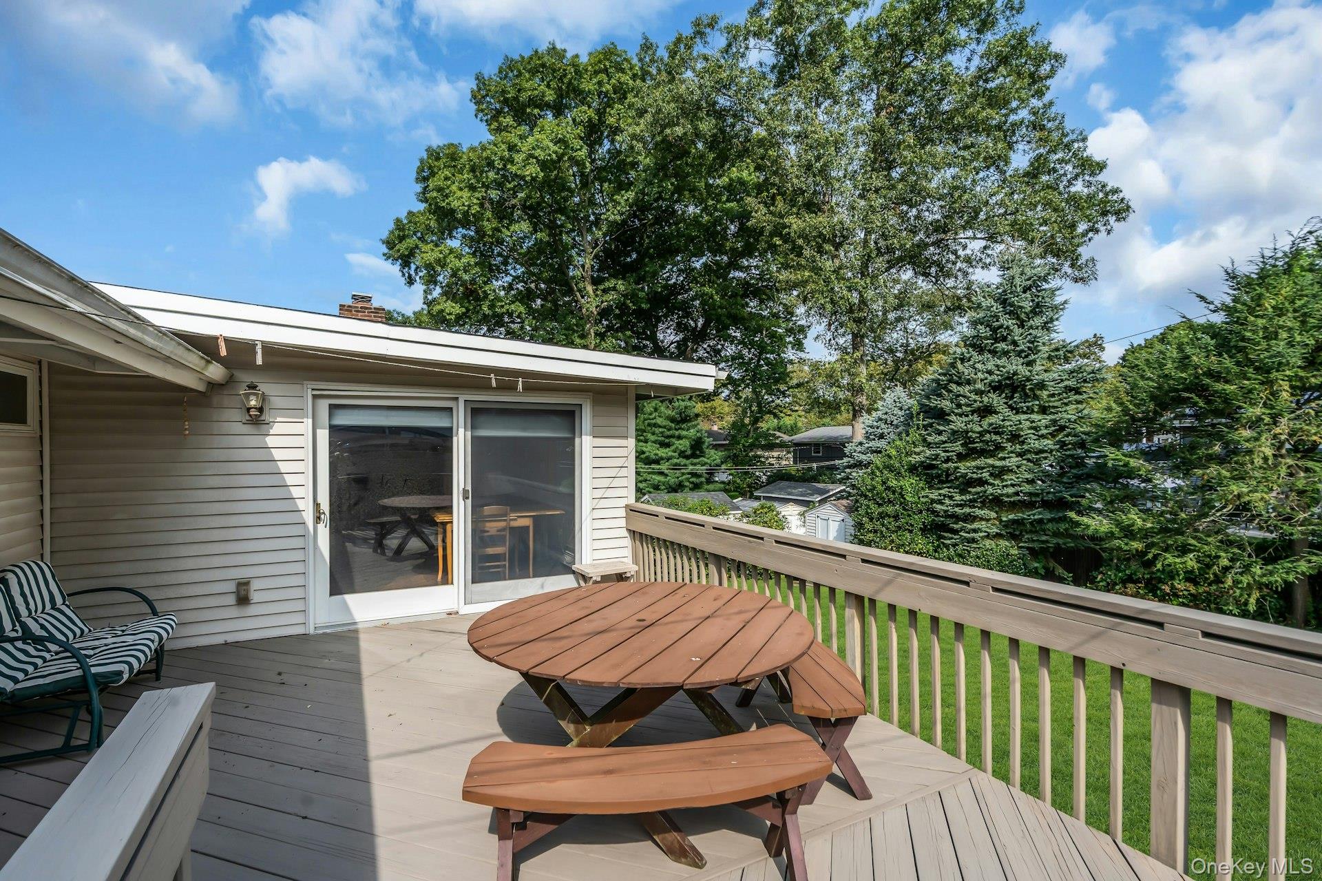 23 Redleaf Lane Property Photo 15